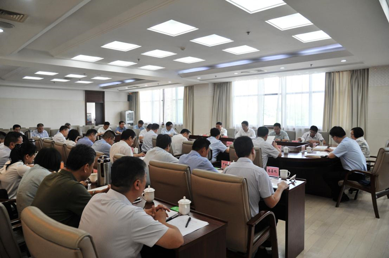 省民政厅党组召开党组理论学习中心组（扩大）会议